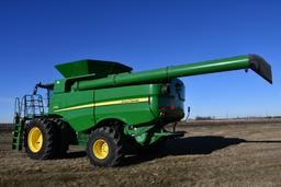 2018 John Deere S780 4wd combine