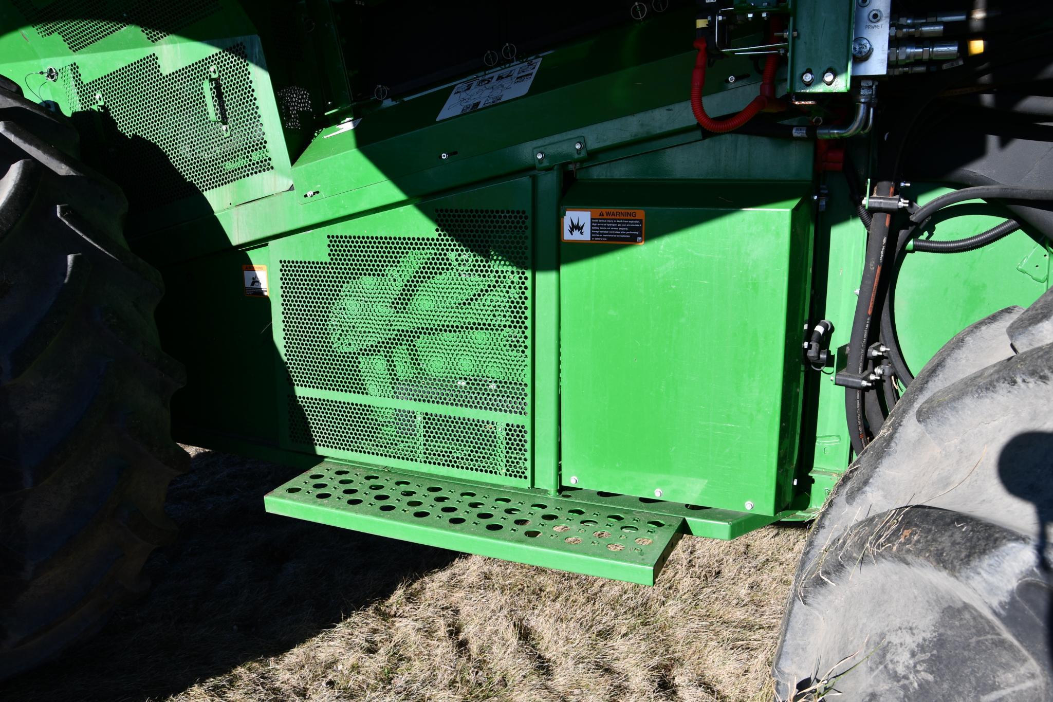 2018 John Deere S780 4wd combine