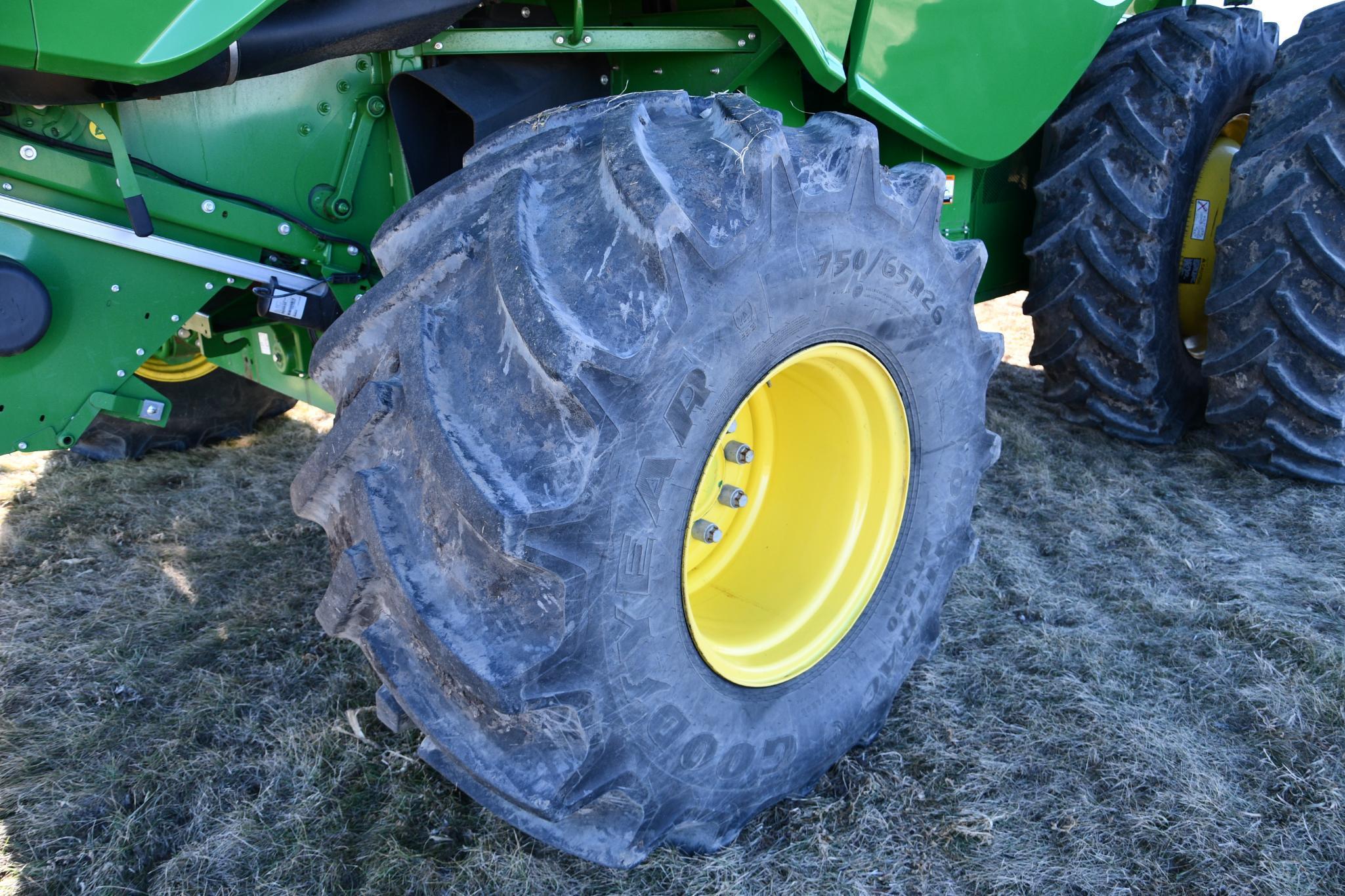 2018 John Deere S780 4wd combine