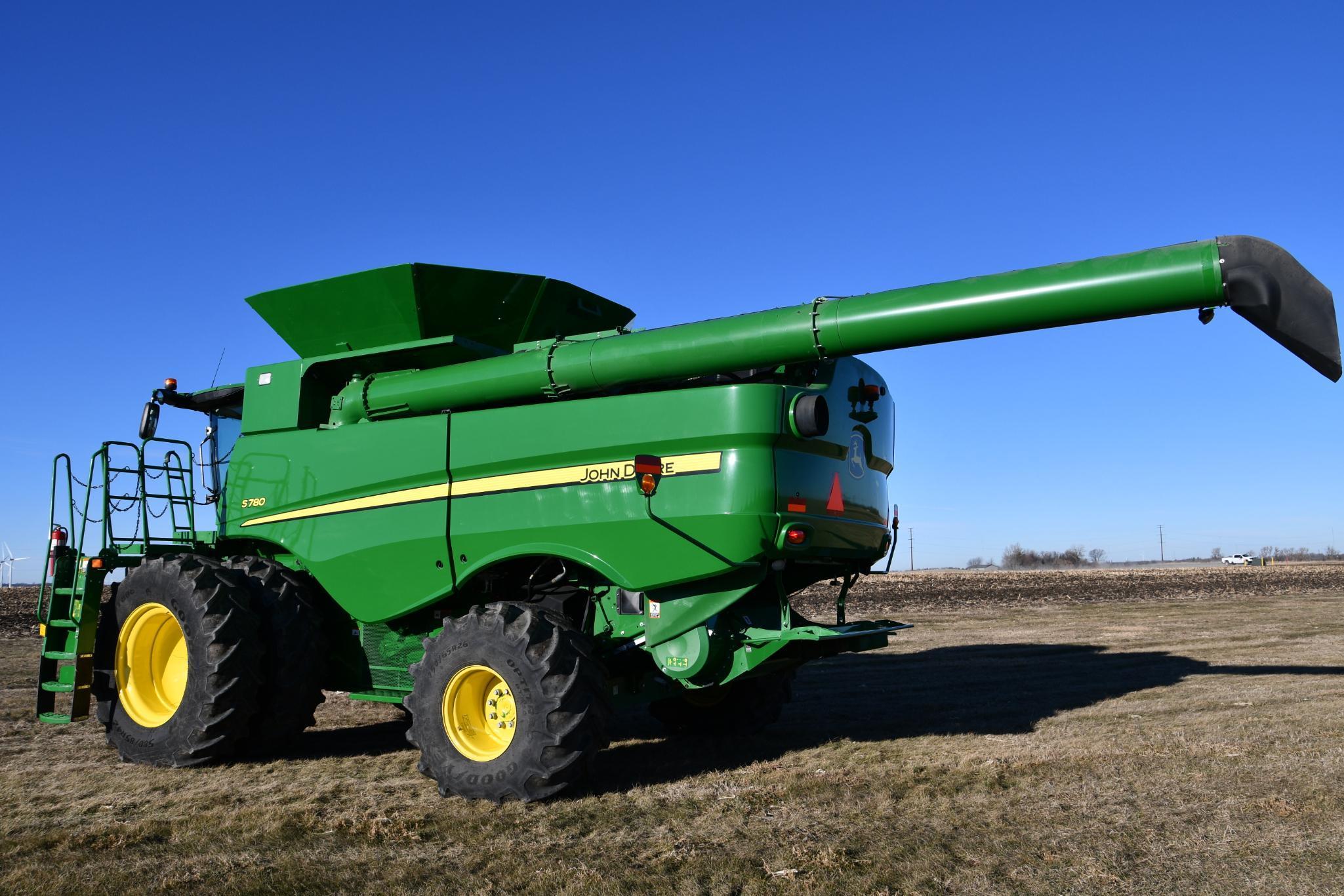 2018 John Deere S780 4wd combine