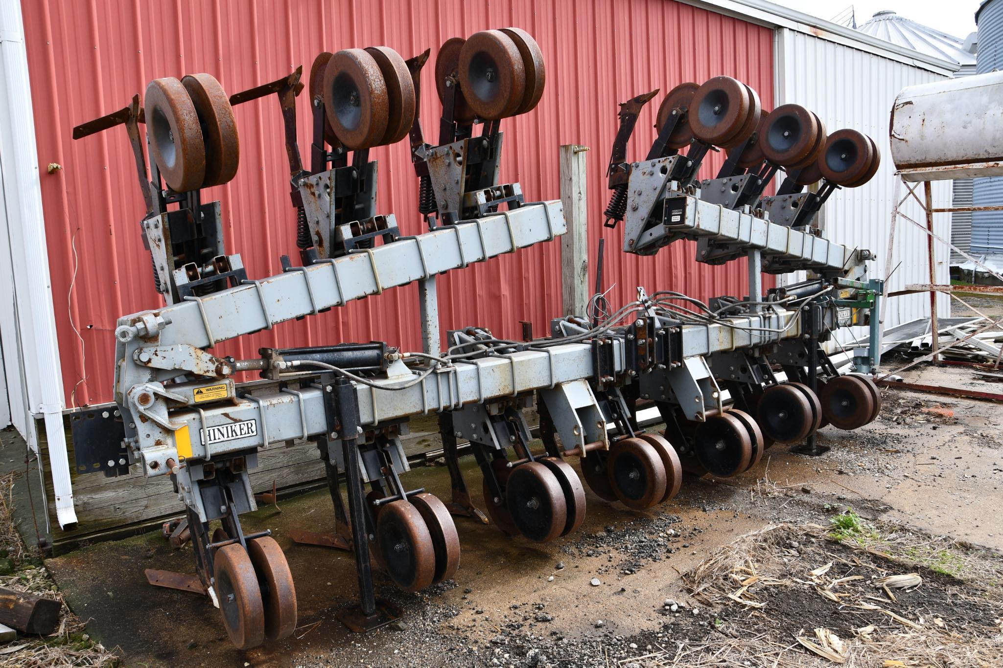 Hiniker 5000 12 row 30" cultivator