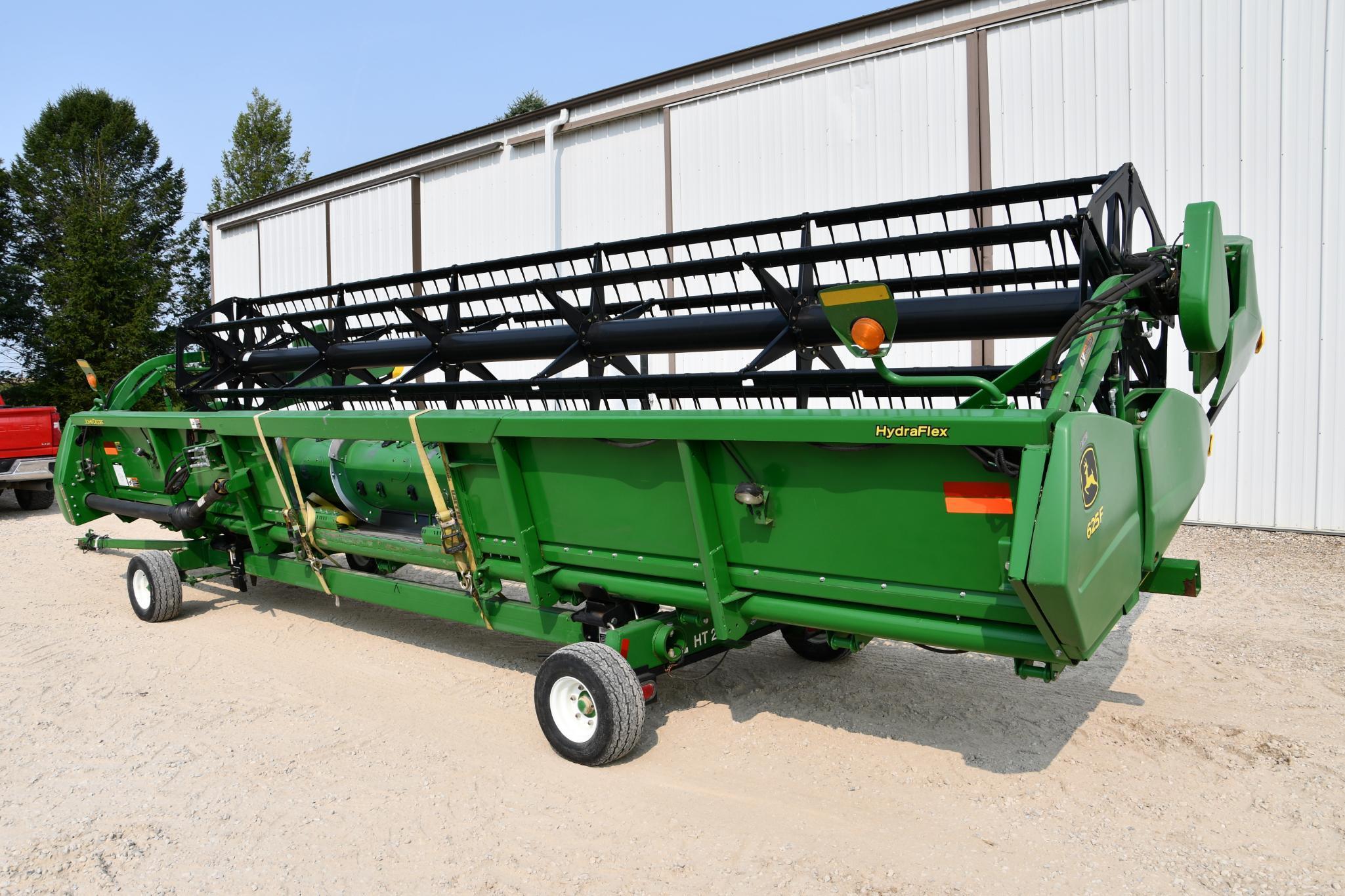 2012 John Deere 625F 25' HydraFlex platform