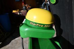 John Deere StarFire 3000 receiver