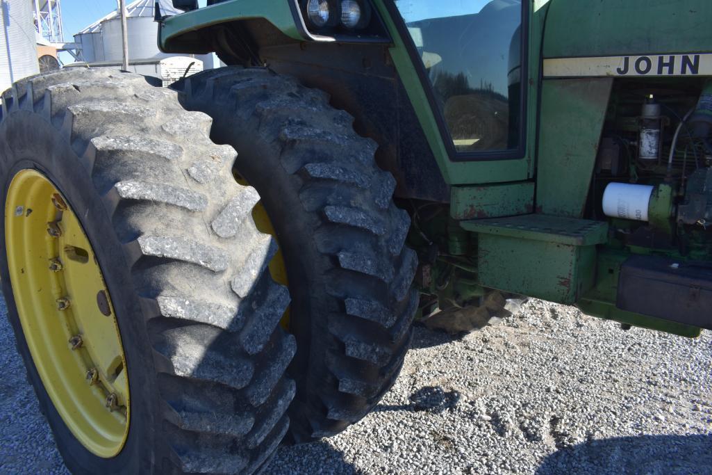 1979 John Deere 4840 2wd tractor