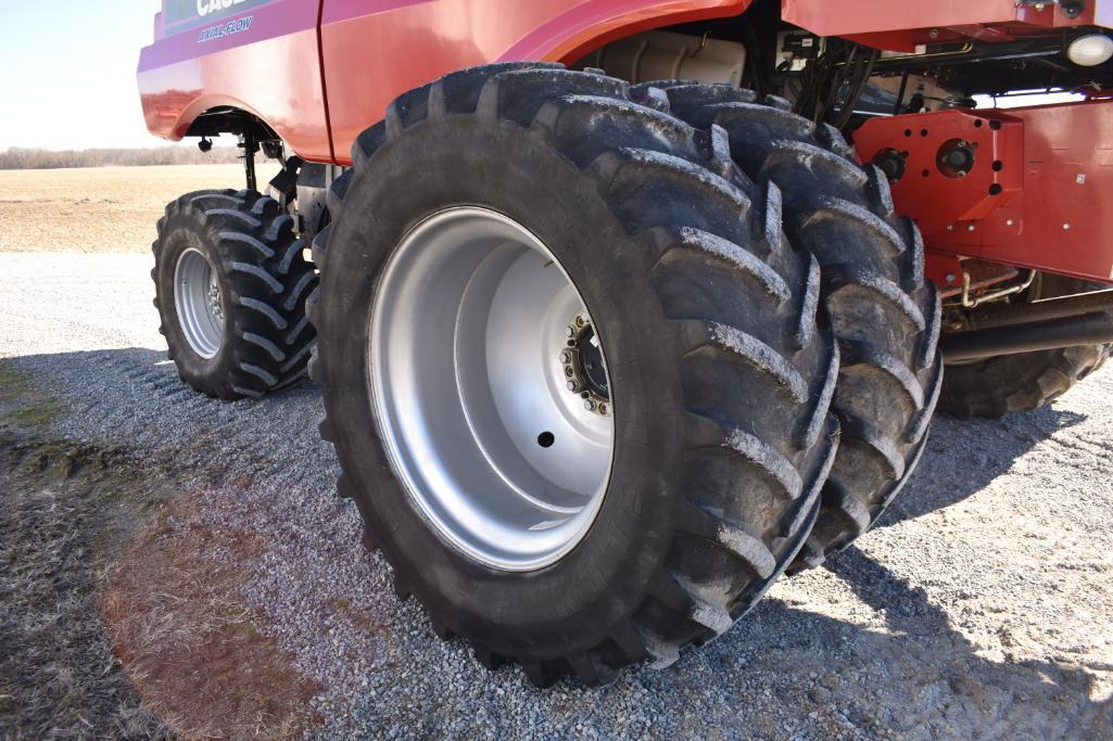 2010 Case-IH 8120 4wd combine