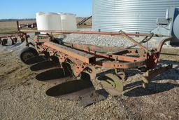 International Harvester 540 4 bottom semi-mount plow