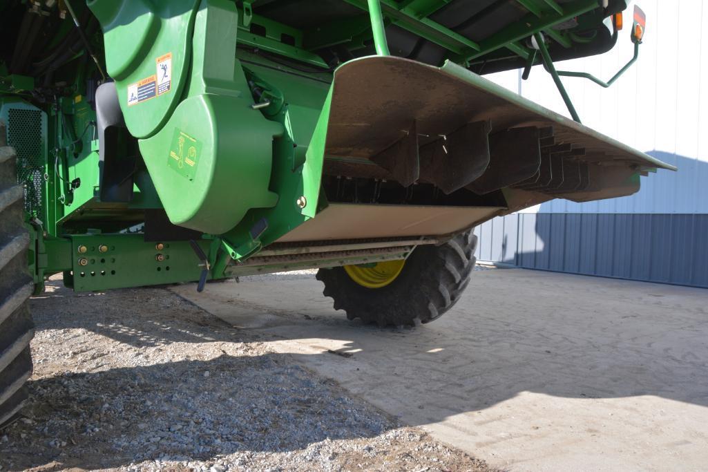 2009 John Deere 9670 STS 2wd combine