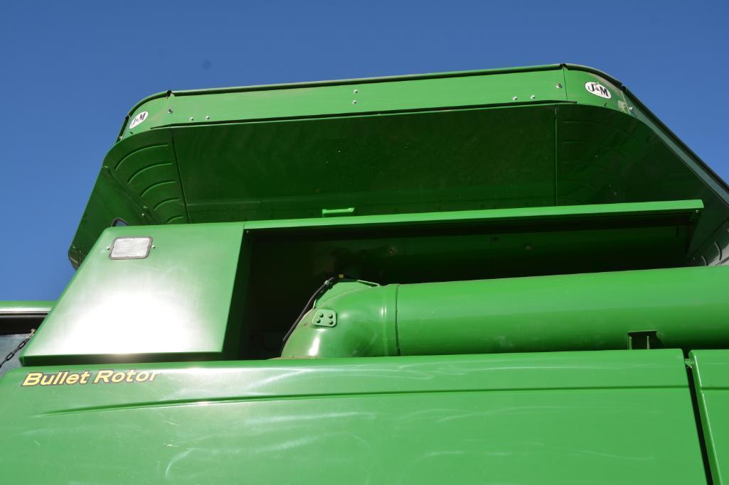 2009 John Deere 9670 STS 2wd combine