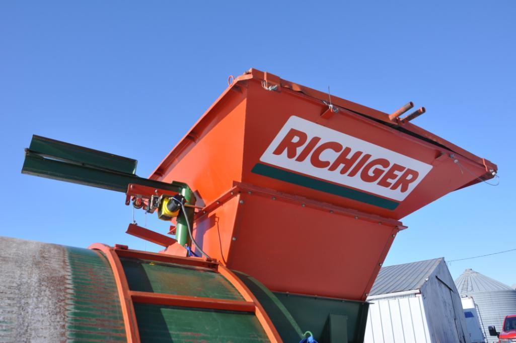 Richiger R10 grain bagger