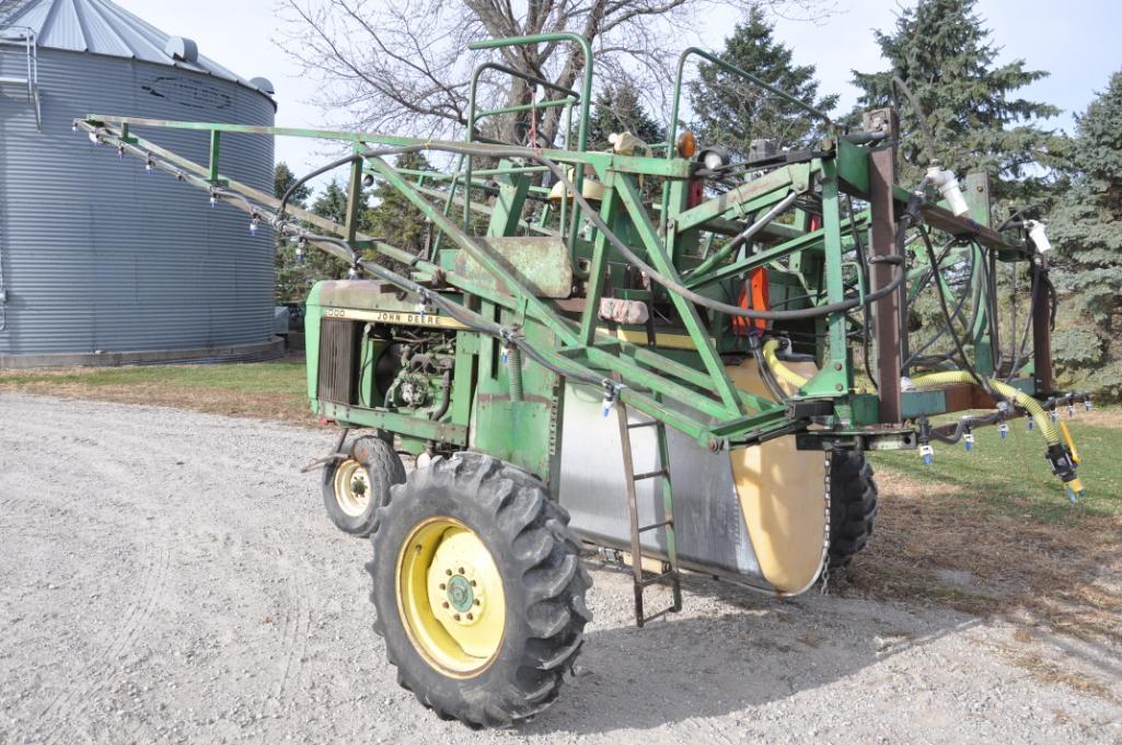 John Deere 6000 self-propelled sprayer