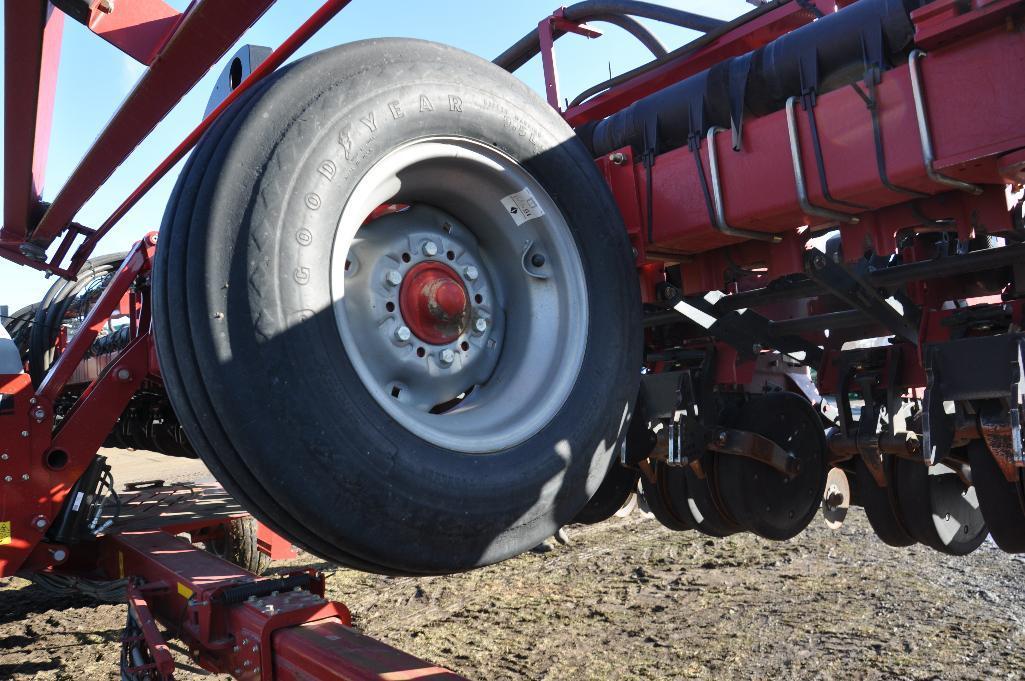 2015 Case-IH 1245 16/31 planter