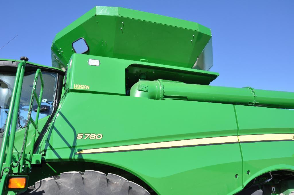 2019 John Deere S780 4wd combine