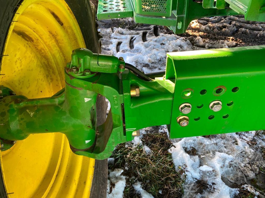 2013 John Deere S670 2wd combine