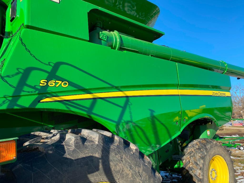 2013 John Deere S670 2wd combine