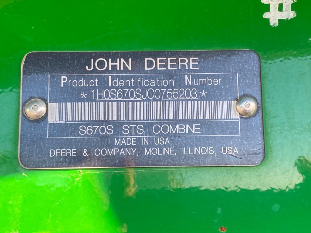 2013 John Deere S670 2wd combine