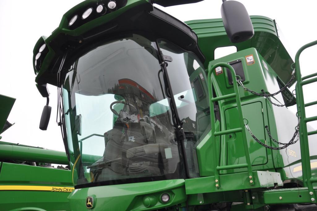 2012 John Deere S670 2wd combine