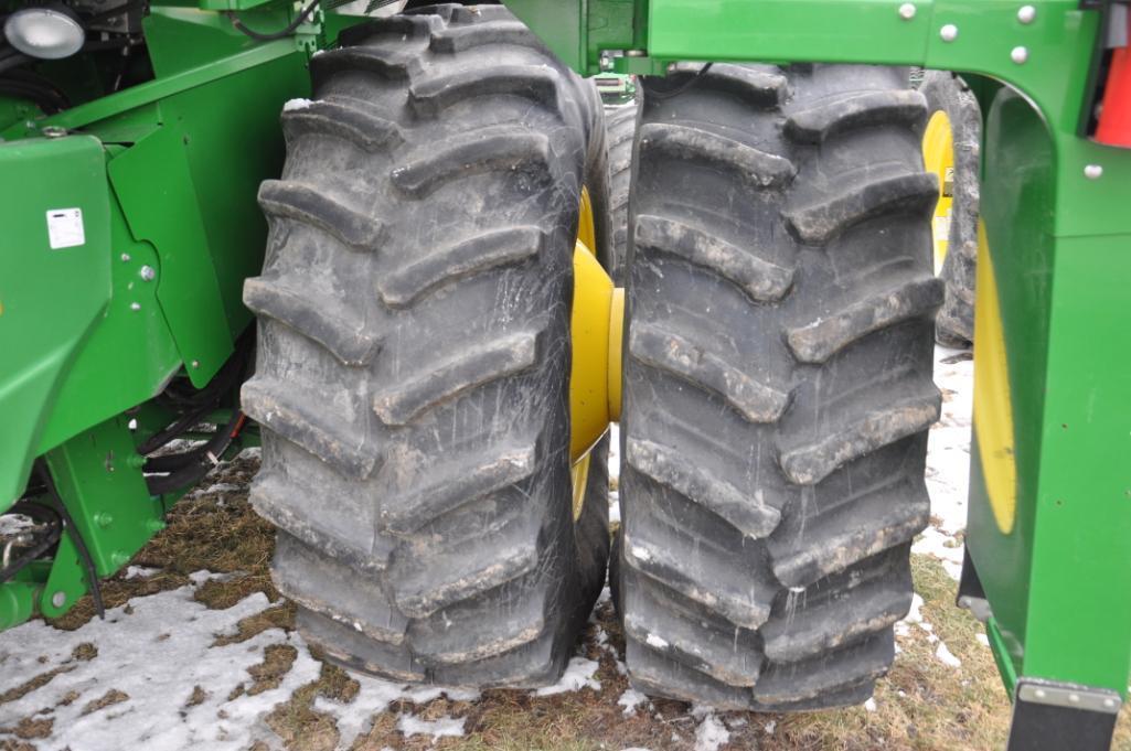 2012 John Deere S670 2wd combine