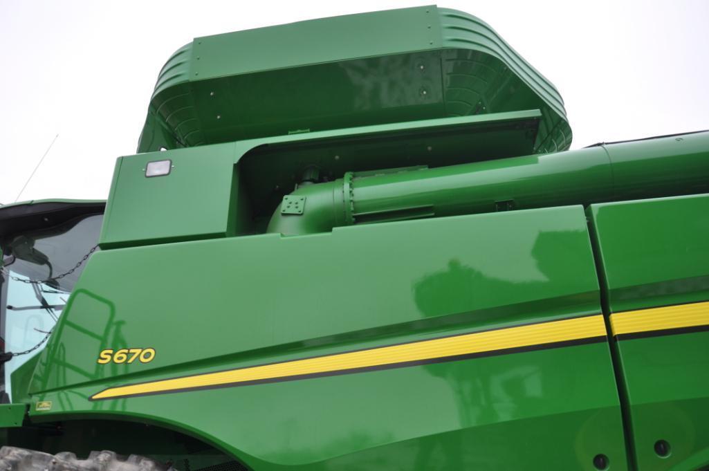 2012 John Deere S670 2wd combine