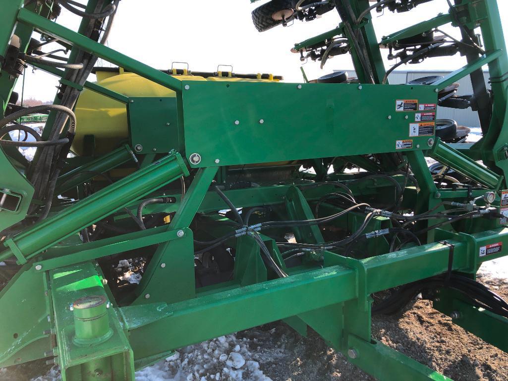 2007 John Deere 1990 CCS 42' air seeder