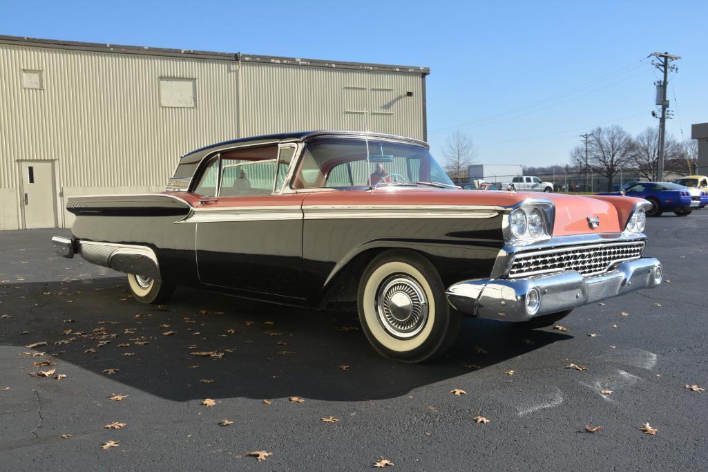 1959 Ford Fairlane 500 Skyliner