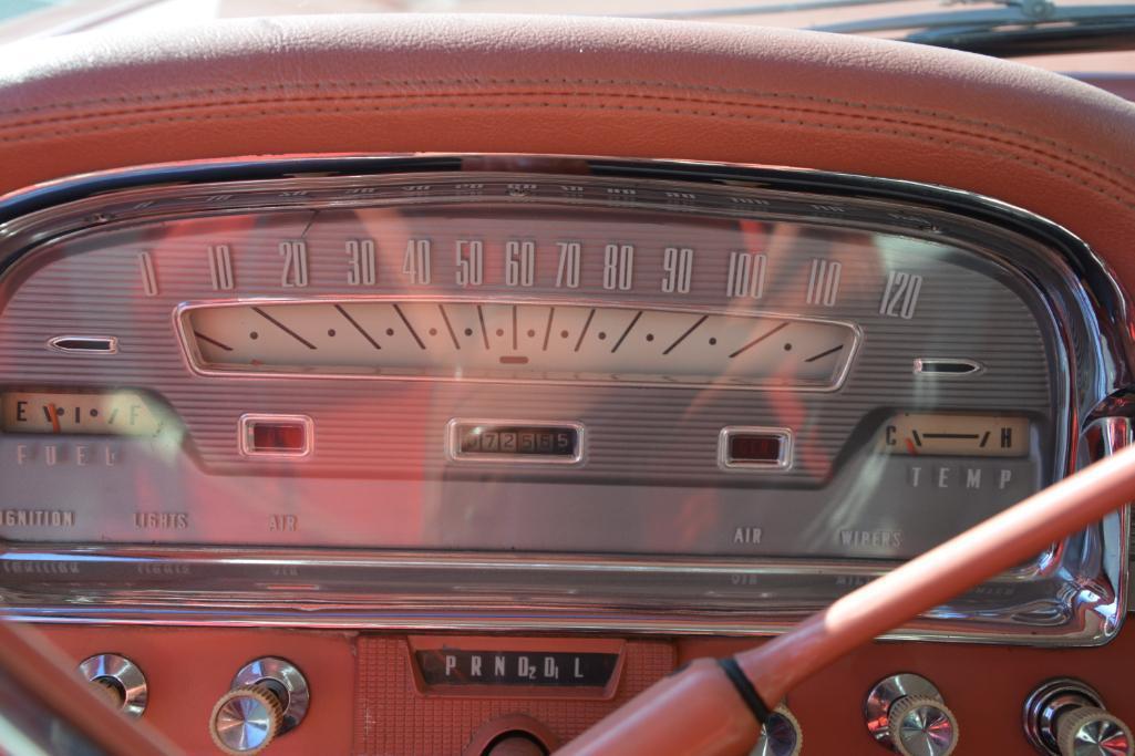 1959 Ford Fairlane 500 Skyliner