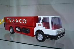 Metal Texaco fire tanker truck