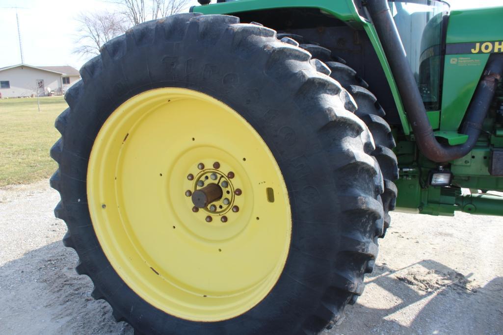 1994 John Deere 4960 MFWD tractor