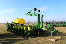 2013 John Deere 1770NT 16 row 30" planter