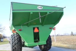 J&M 1050 Grain Storm grain cart