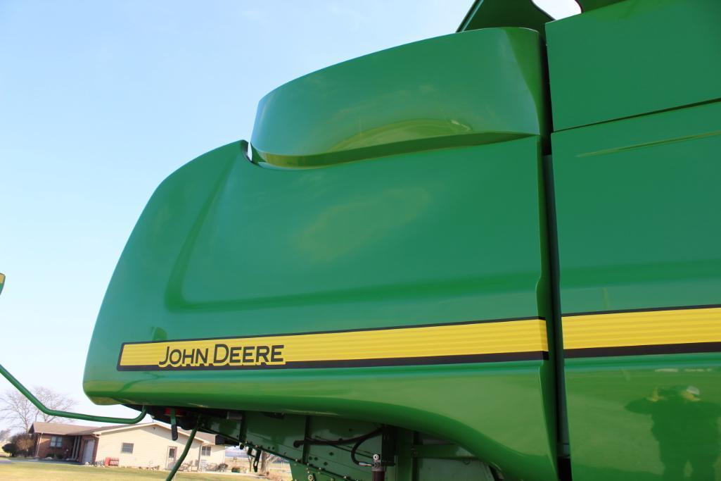 2009 John Deere 9670 STS 2wd combine