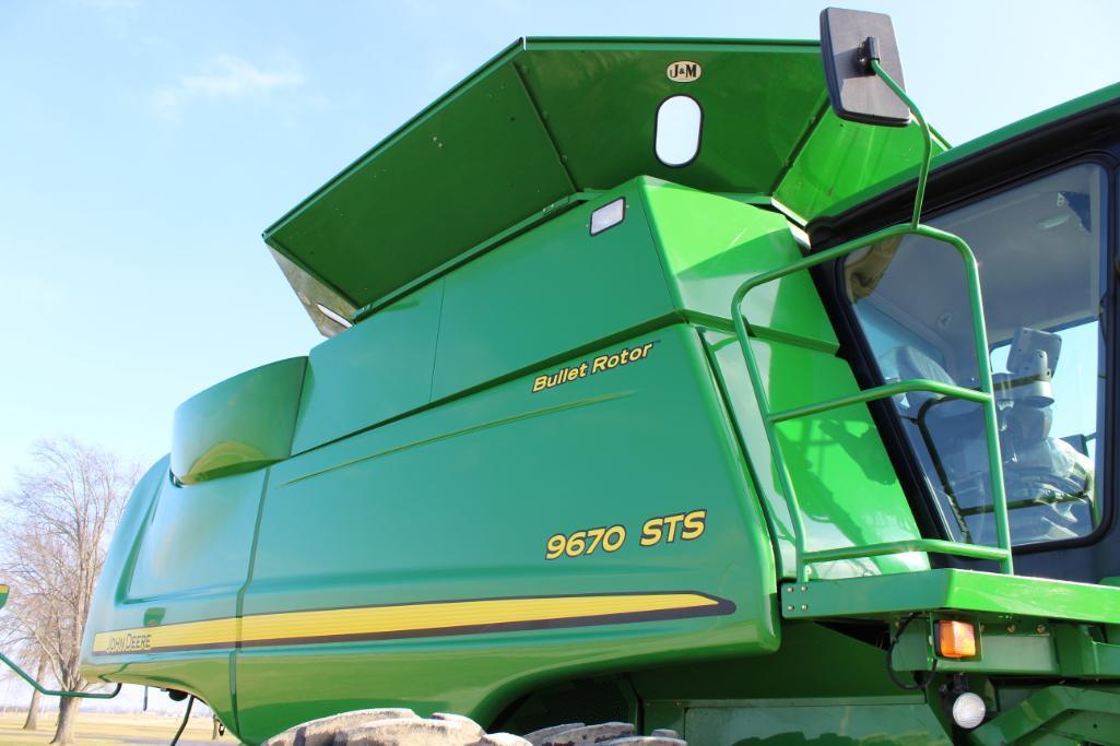 2009 John Deere 9670 STS 2wd combine