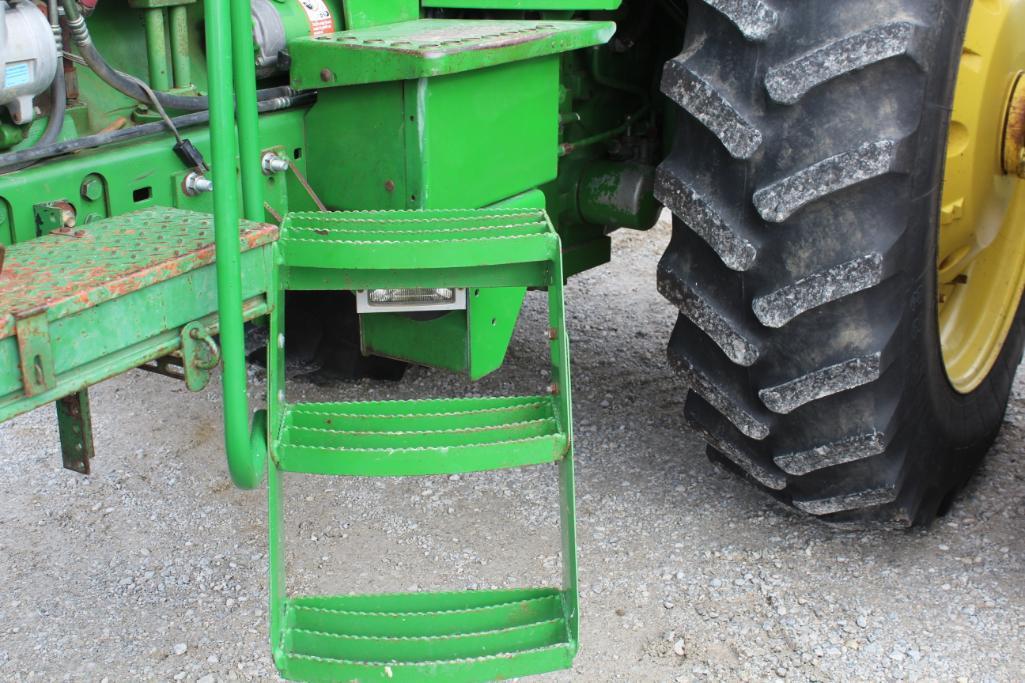 1990 John Deere 4755 2wd tractor