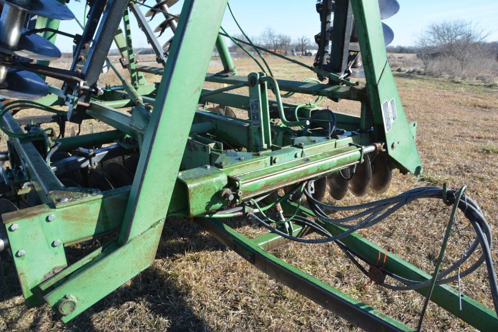 JD 235 25' disc