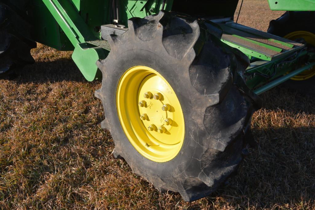 2002 JD 9550 4wd walker combine