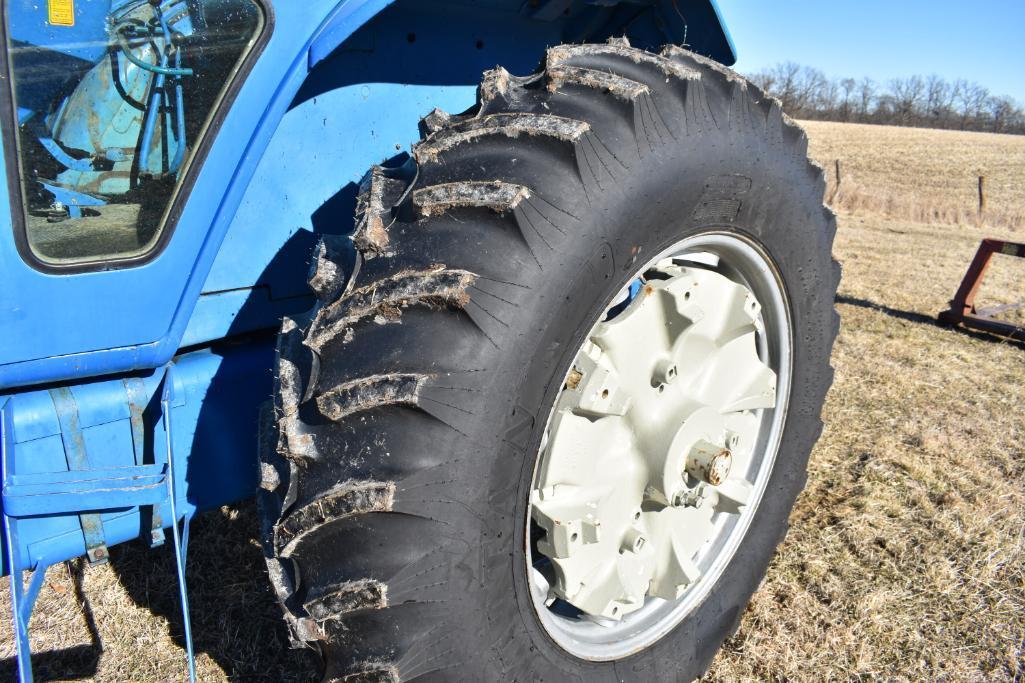 Ford TW-10 2wd tractor