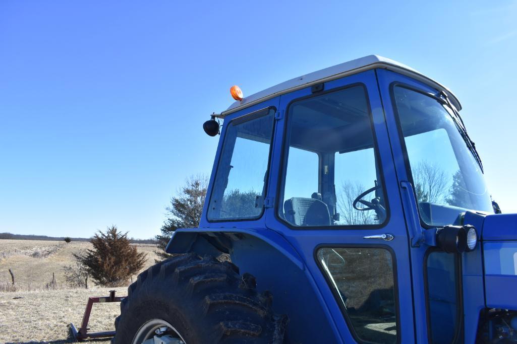 Ford TW-10 2wd tractor