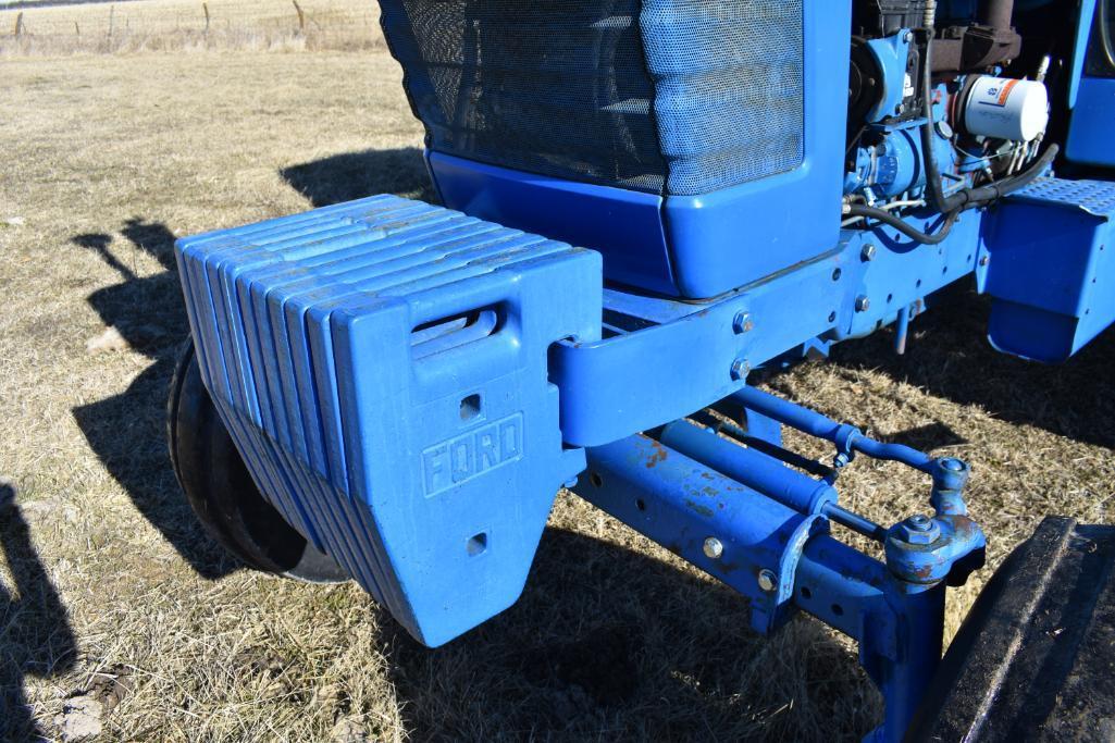 Ford TW-10 2wd tractor