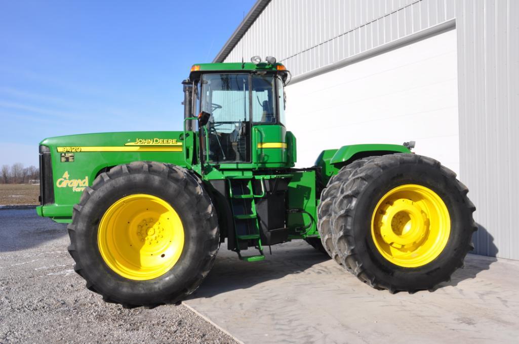 2002 John Deere 9420 4WD tractor