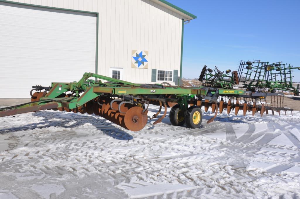 1998 John Deere 510 7-shank disc-ripper