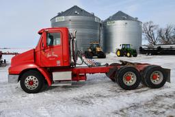 2002 Freightliner Century Class S/T day cab semi