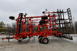 2013 Kuhn Krause Landsman 6200 31' soil finisher