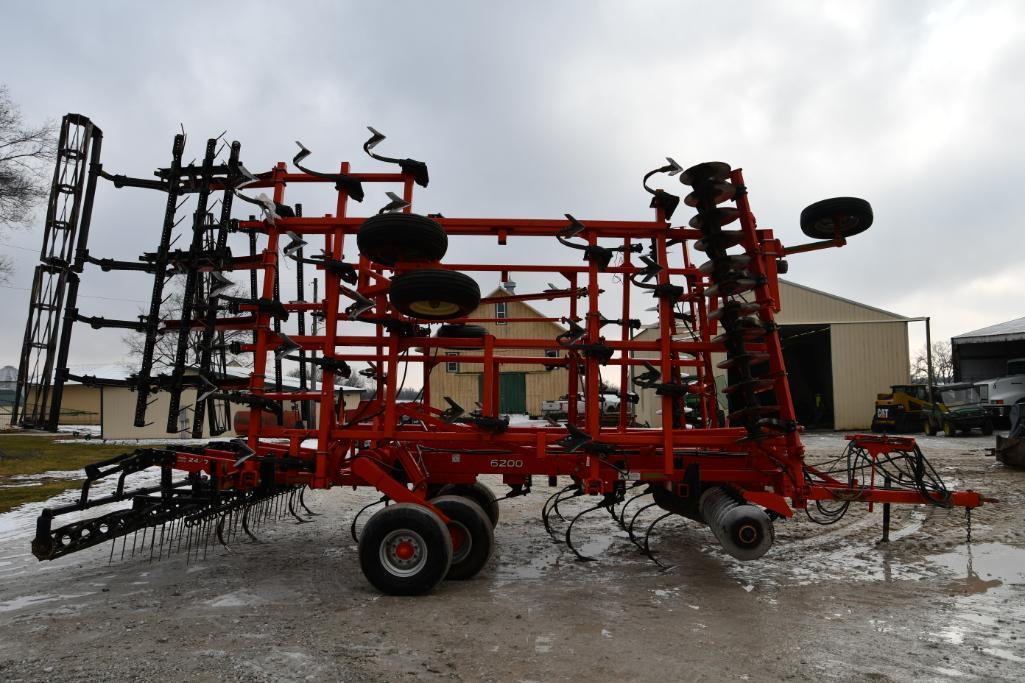 2013 Kuhn Krause Landsman 6200 31' soil finisher