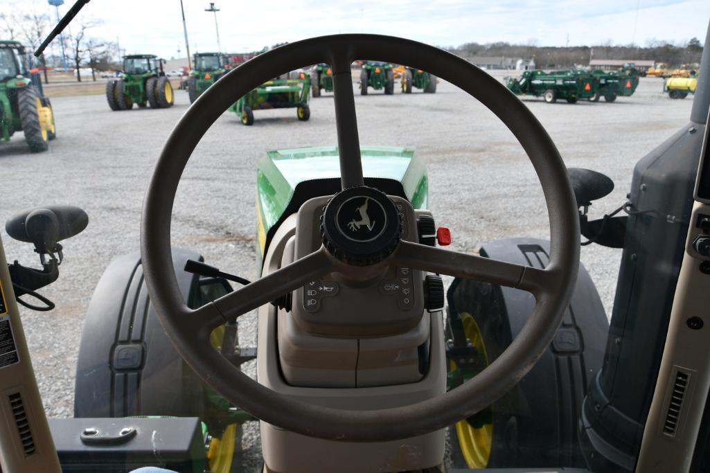 2017 John Deere 8245R MFWD tractor