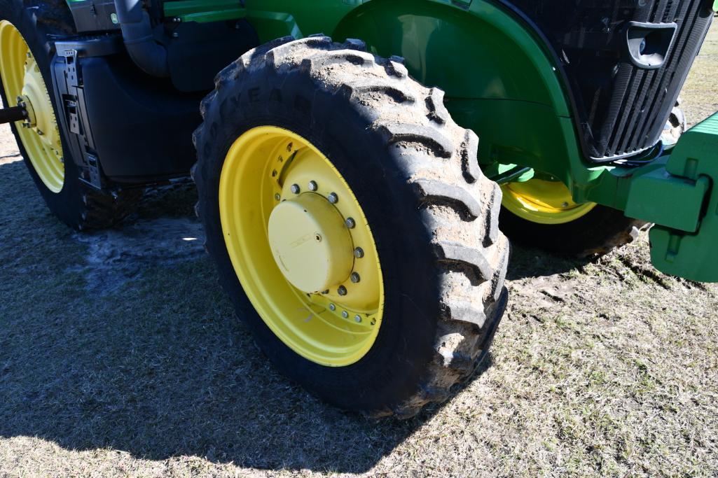 2013 John Deere 7215R MFWD tractor