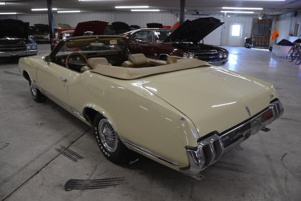 1970 Oldsmobile Cutlass Supreme convertible