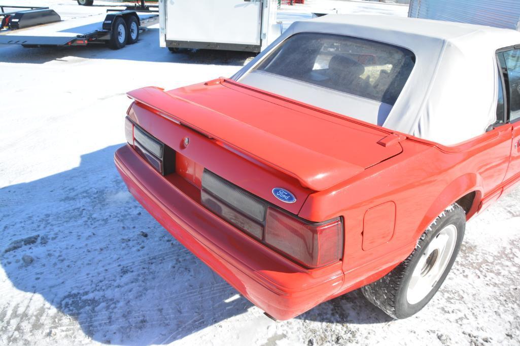 1992 Ford Mustang Convertible