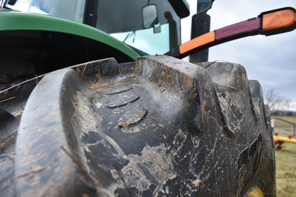 2005 John Deere 8420 MFWD tractor