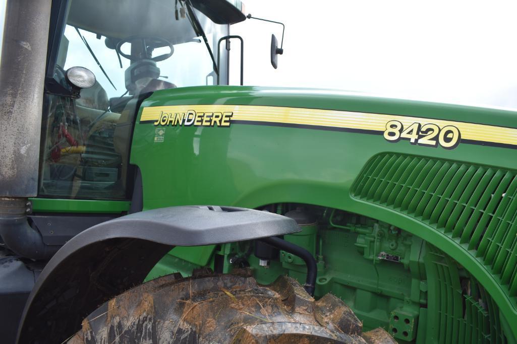 2005 John Deere 8420 MFWD tractor