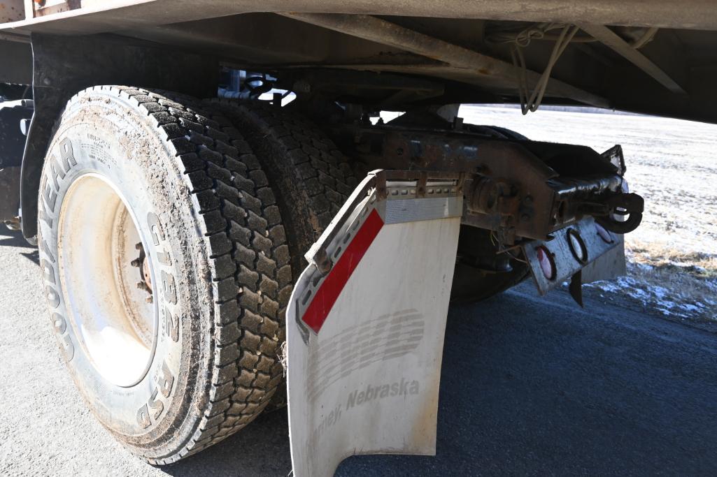 2006 International 8600 single axle day cab semi