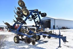 2012 Blu-Jet LandRunner 13-knife NH3 applicator